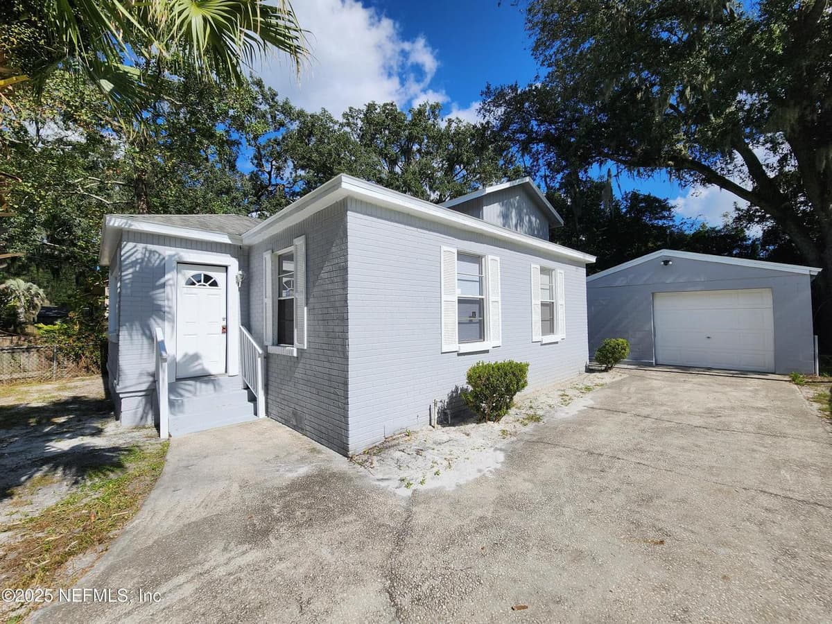 9037 6TH Avenue, Jacksonville, FL 32208 2