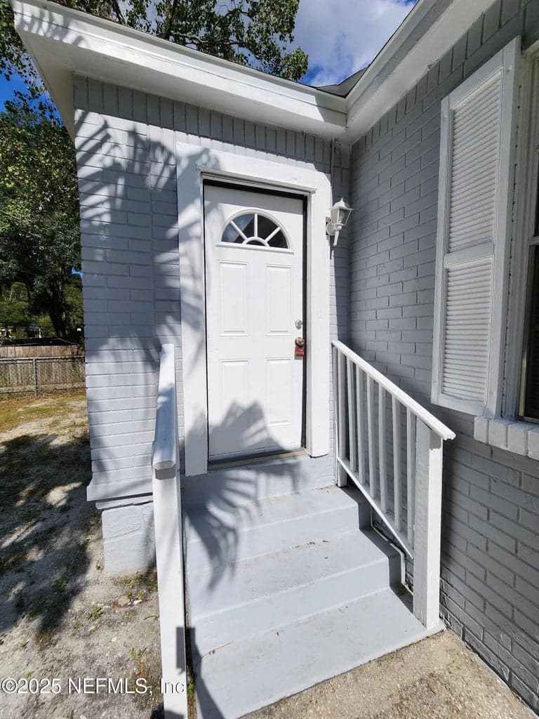 9037 6TH Avenue, Jacksonville, FL 32208 3