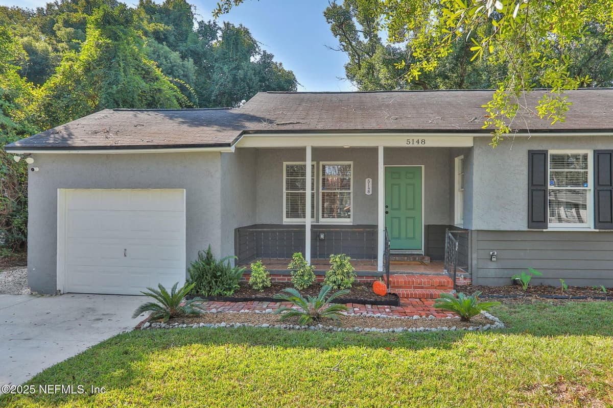 5148 ATTLEBORO Street, Jacksonville, FL 32205 3