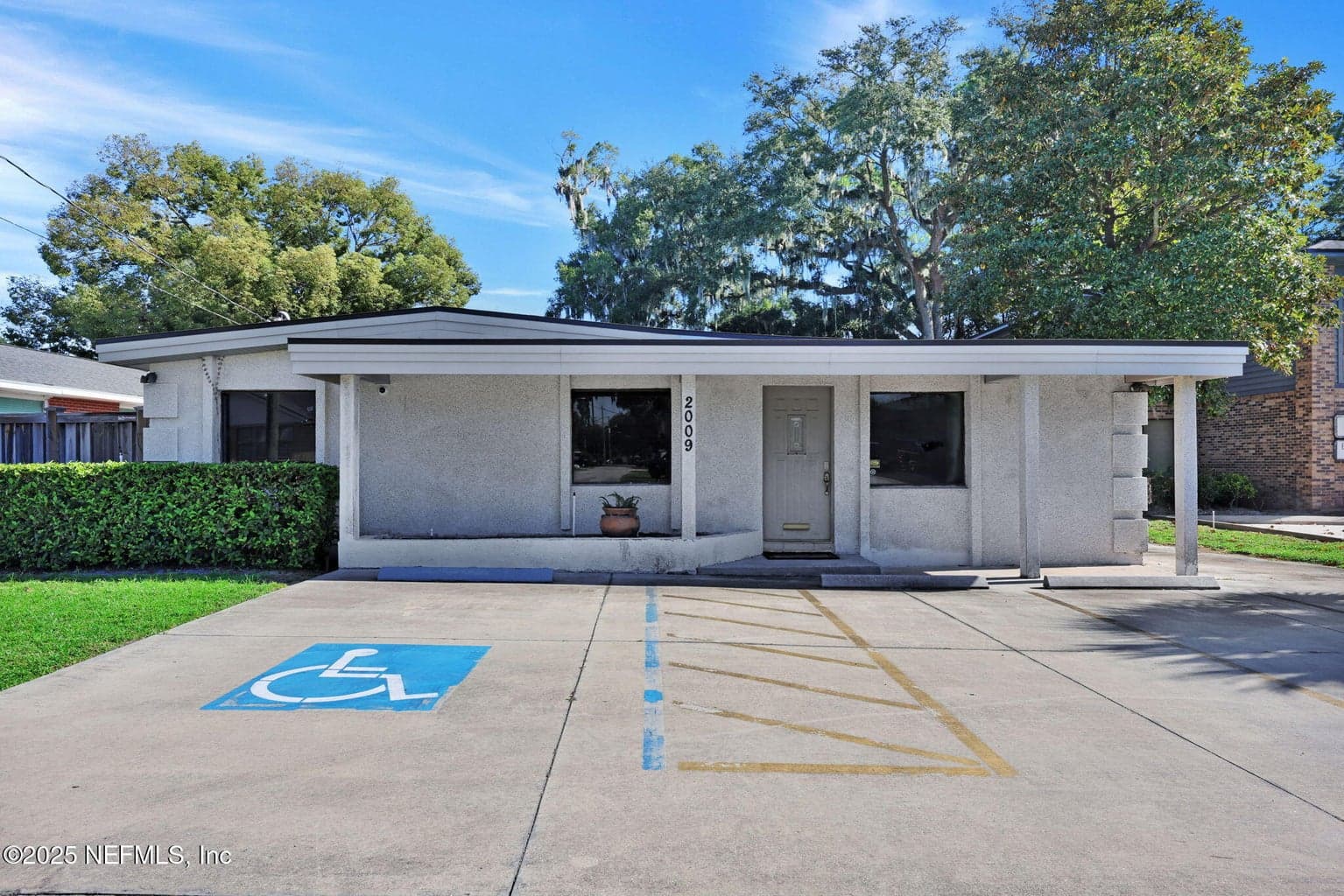 2009 ART MUSEUM Drive, Jacksonville, FL 32207