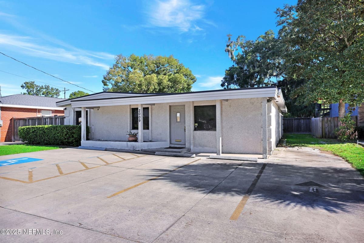 2009 ART MUSEUM Drive, Jacksonville, FL 32207 3