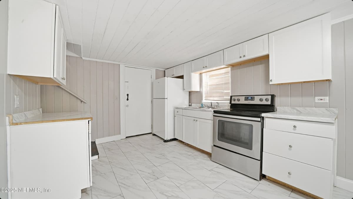 1739 ELLA Street, Jacksonville, FL 32209 2