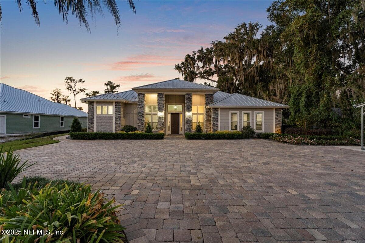 2453 SE 30 Street, Melrose, FL 32666