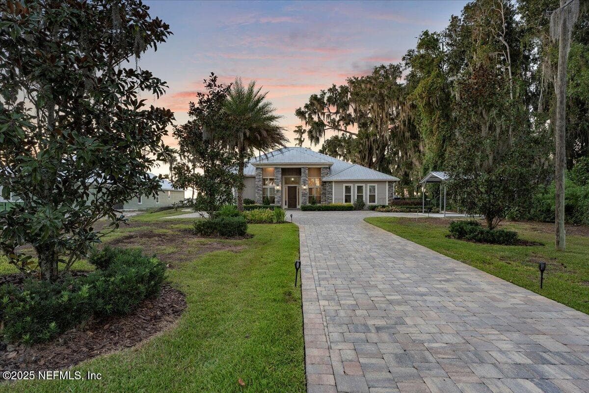 2453 SE 30 Street, Melrose, FL 32666 2
