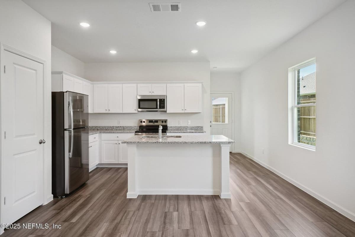 30 ORIOLE Road, Palm Coast, FL 32164 2