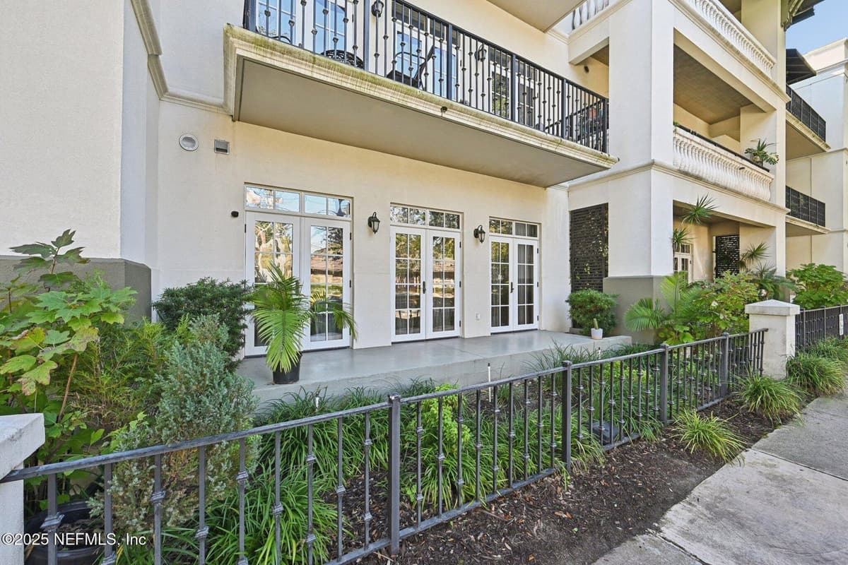 2064 HERSCHEL Street 106, Jacksonville, FL 32204 3