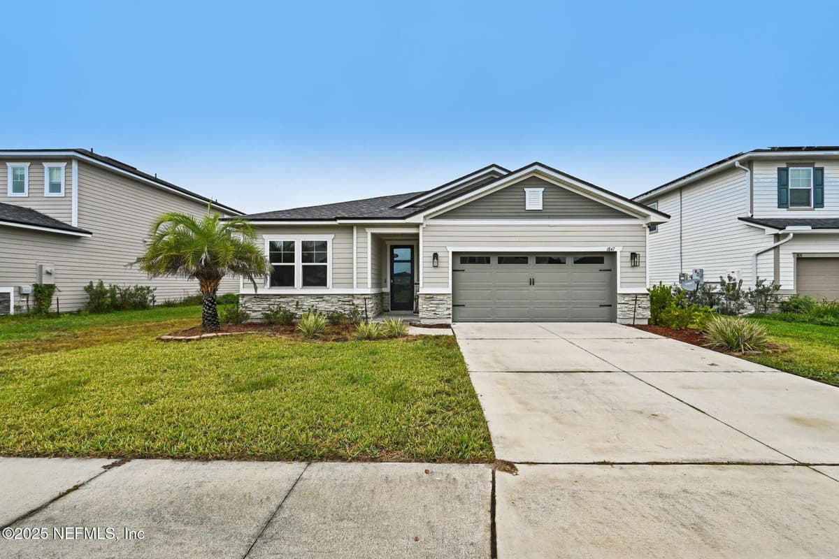 1847 AMBERLY Drive, Middleburg, FL 32068 2