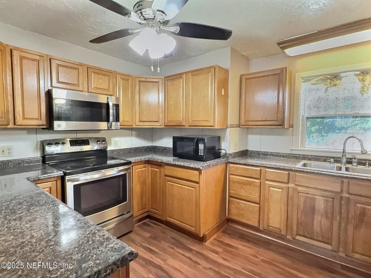 2418 ALICE Street, Palatka, FL 32177 2