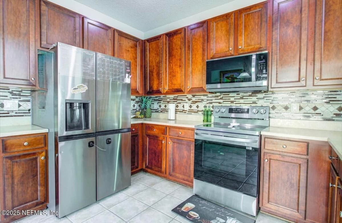 1076 MOOSEHEAD Drive, Orange Park, FL 32065 3