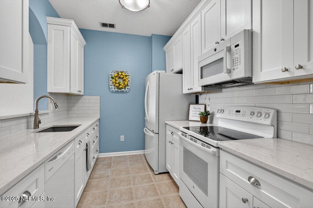 7801 POINT MEADOWS Drive 4408, Jacksonville, FL 32256 2