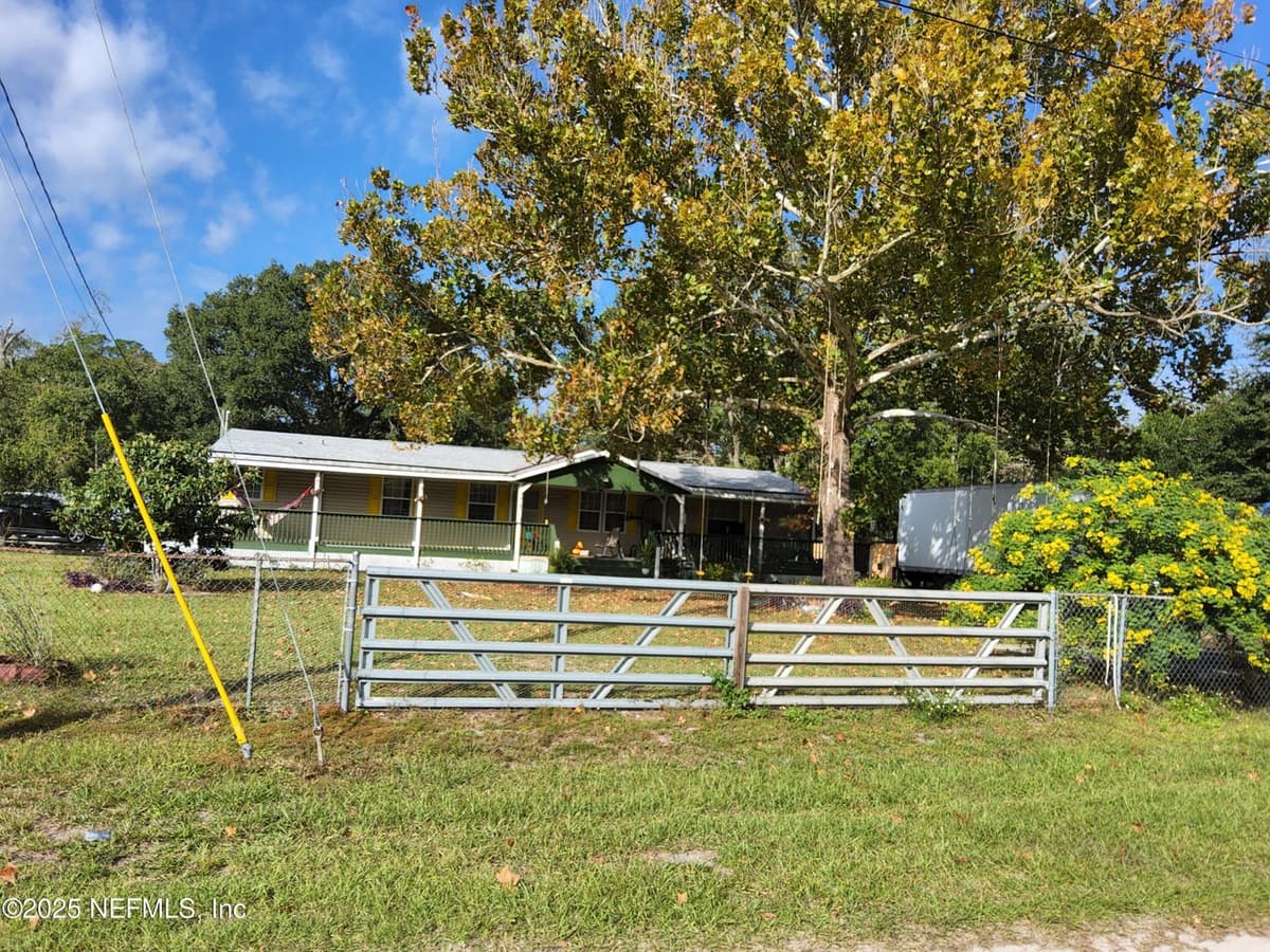 8123 VINING Street, Jacksonville, FL 32210 3