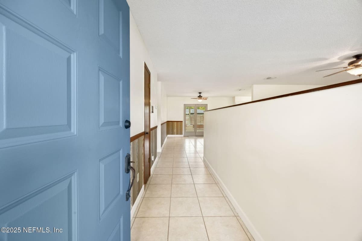 10762 SADDLEBRED Drive, Jacksonville, FL 32257 3