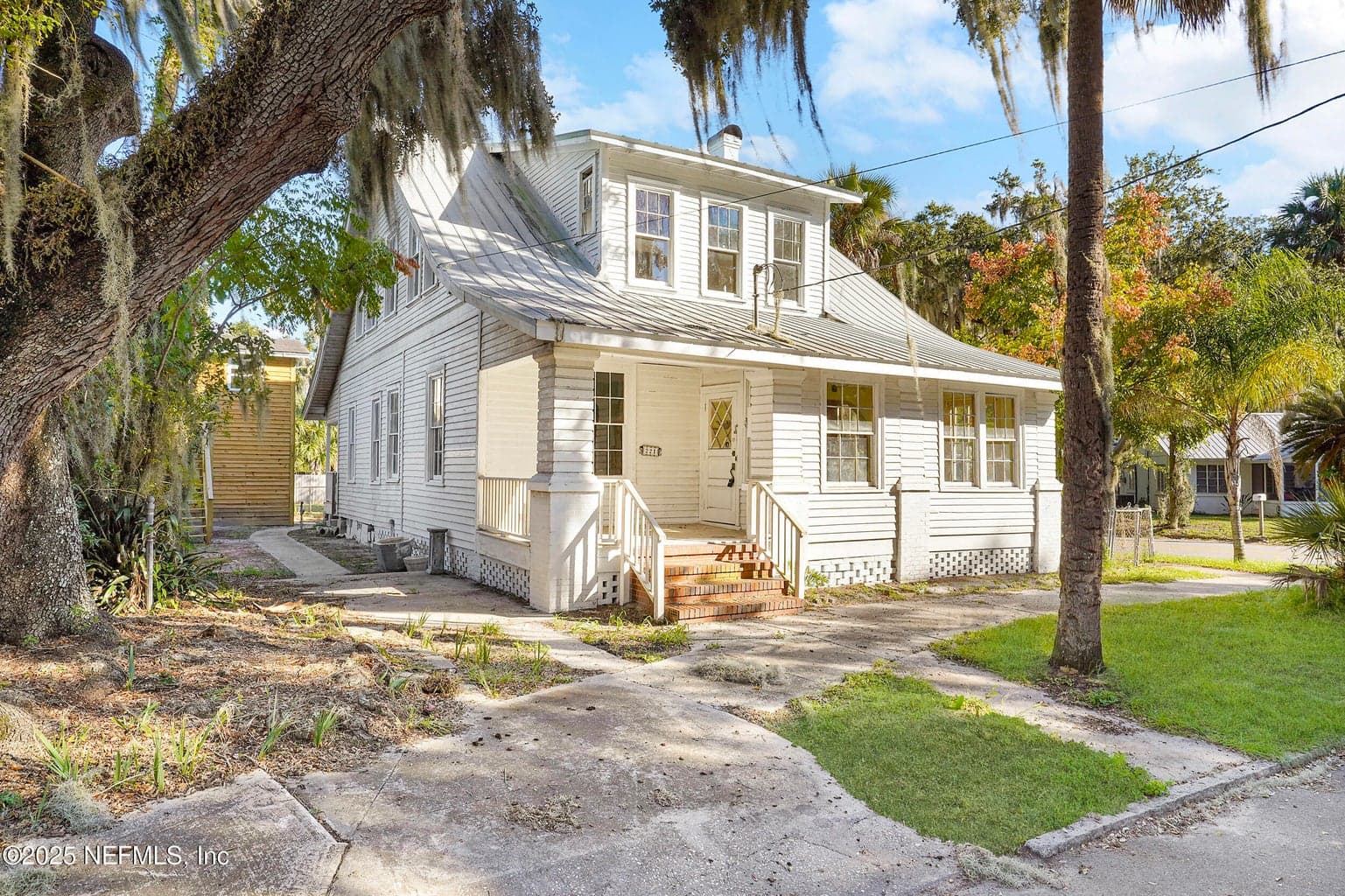 221 S 5TH Street, Palatka, FL 32177