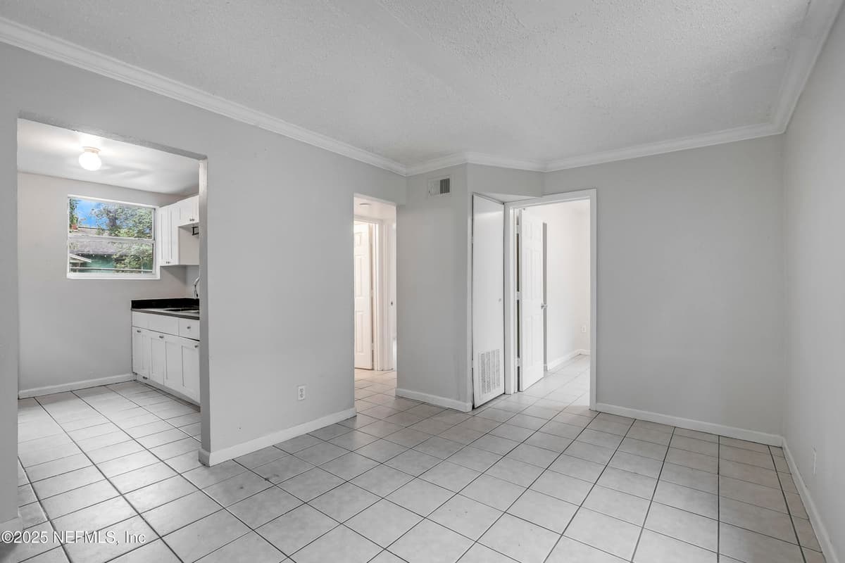 1524 W 21ST Street, Jacksonville, FL 32209 3