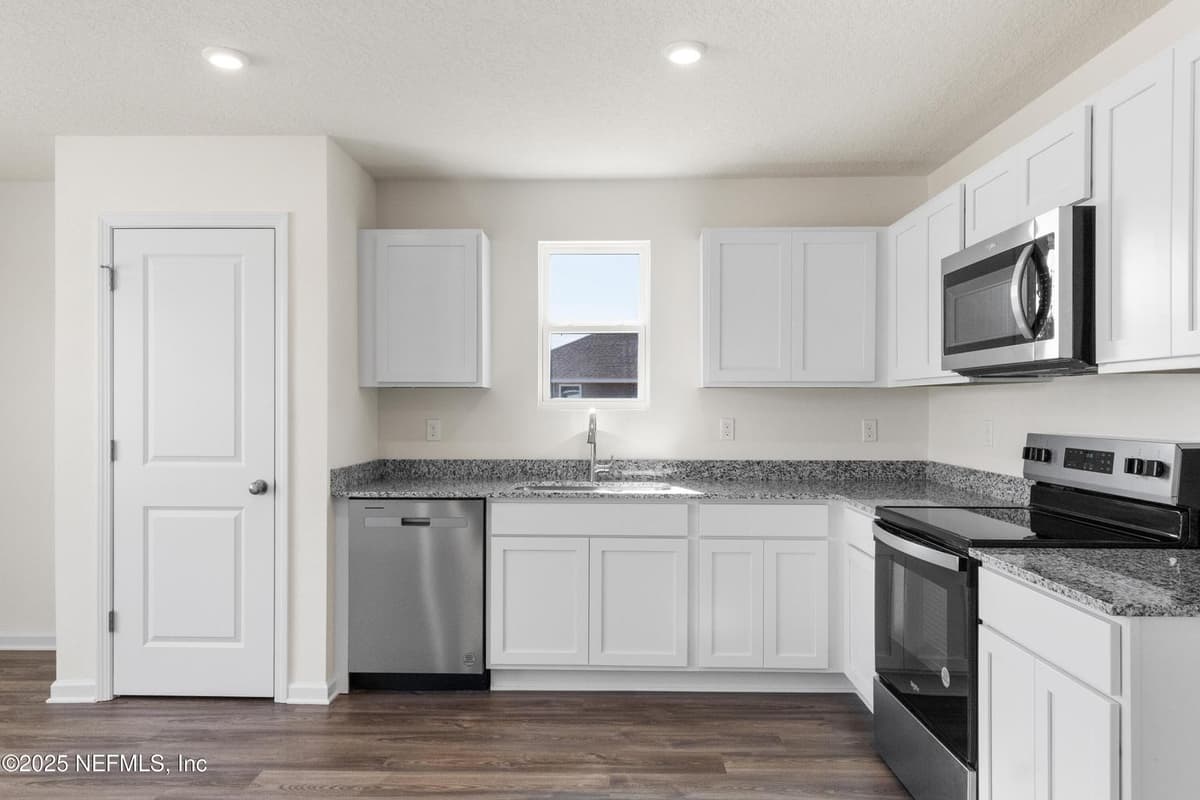 10358 GREYSTONE Drive, Glen St. Mary, FL 32040 3