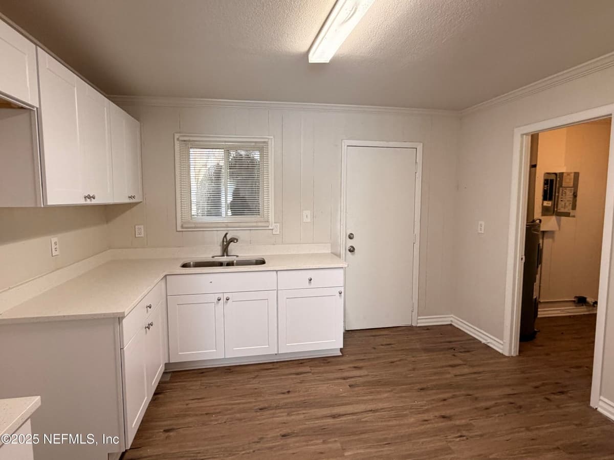 8720 4TH Avenue, Jacksonville, FL 32208 3
