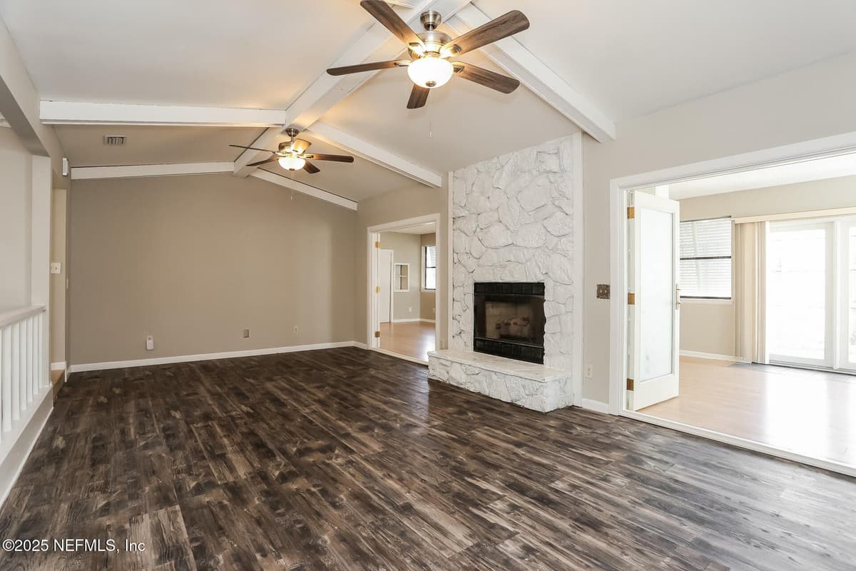 443 HOLIDAY HILL Circle W, Jacksonville, FL 32216 2