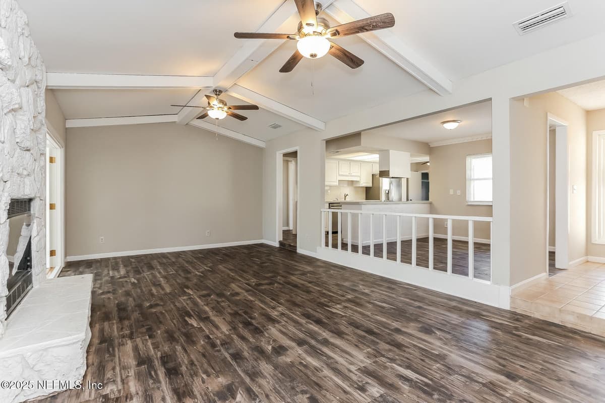 443 HOLIDAY HILL Circle W, Jacksonville, FL 32216 3