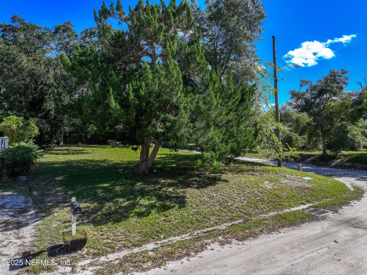 903 SOMERUELUS Street, Fernandina Beach, FL 32034 2