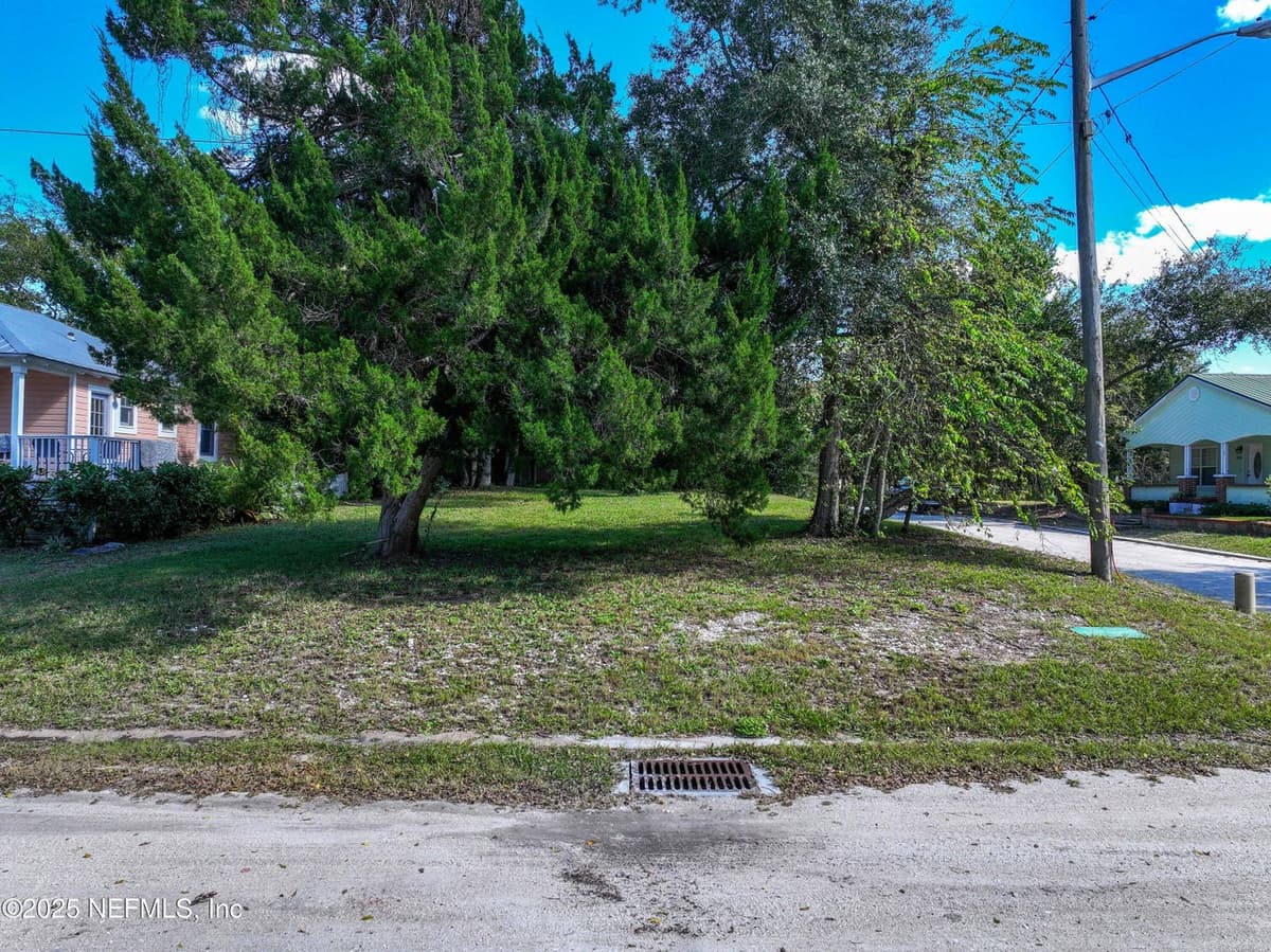 903 SOMERUELUS Street, Fernandina Beach, FL 32034 3