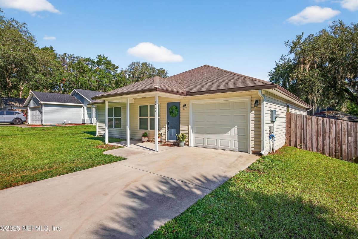1524 CENTER Street, Green Cove Springs, FL 32043 3