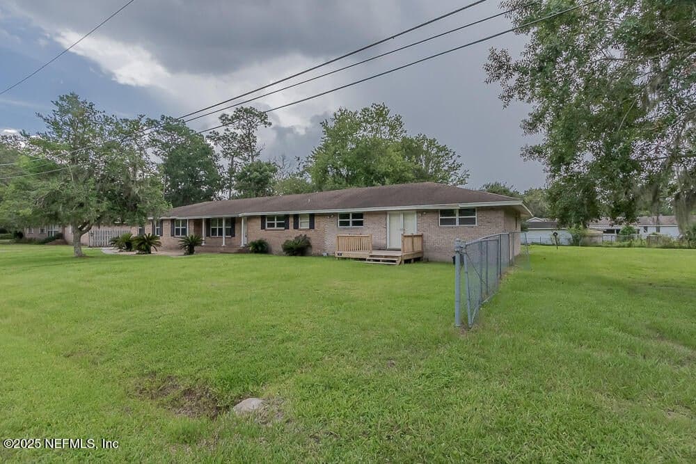 5418 TEAKWOOD Lane, Jacksonville, FL 32244 3
