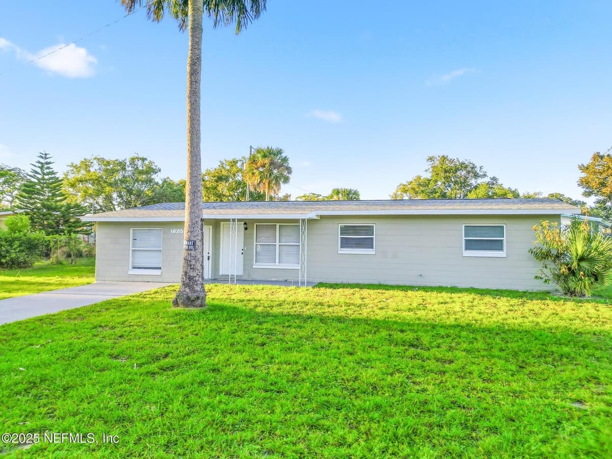 1598 3RD Street, Daytona Beach, FL 32117 2