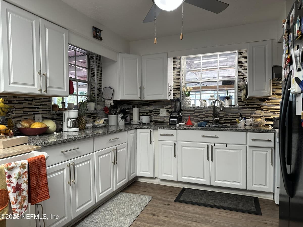 3617 BUNNELL Drive, Jacksonville, FL 32246 2