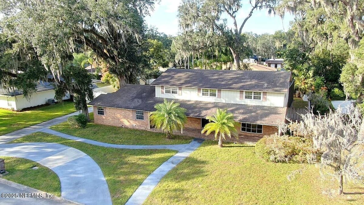 3691 CATHEDRAL OAKS Place S, Jacksonville, FL 32217 2