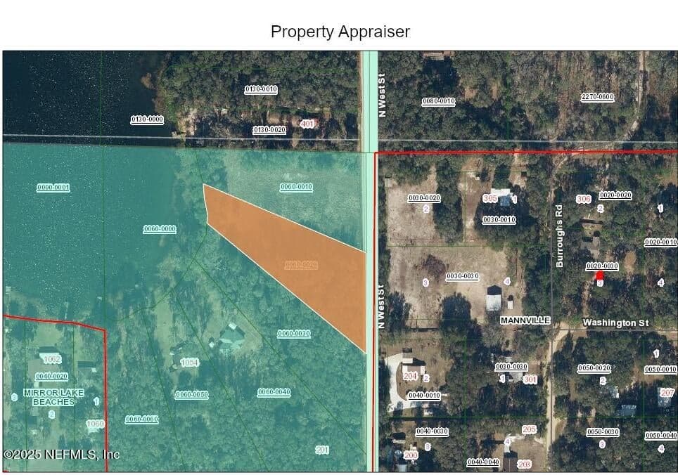 301 N WEST Street, Interlachen, FL 32148 2