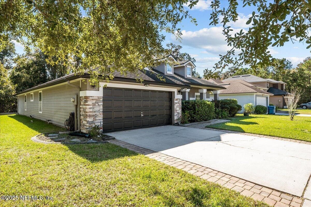 536 SUMMER BREEZE Drive N, Jacksonville, FL 32218 3