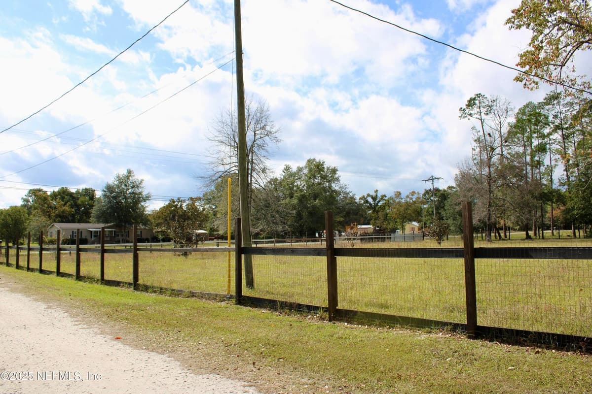 3990 APPALOOSA Road, Middleburg, FL 32068 2