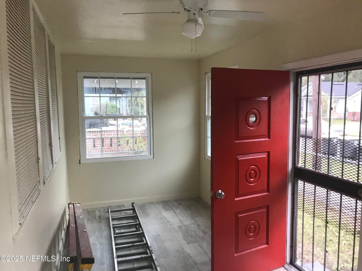 1322 STEELE Street, Jacksonville, FL 32209 3