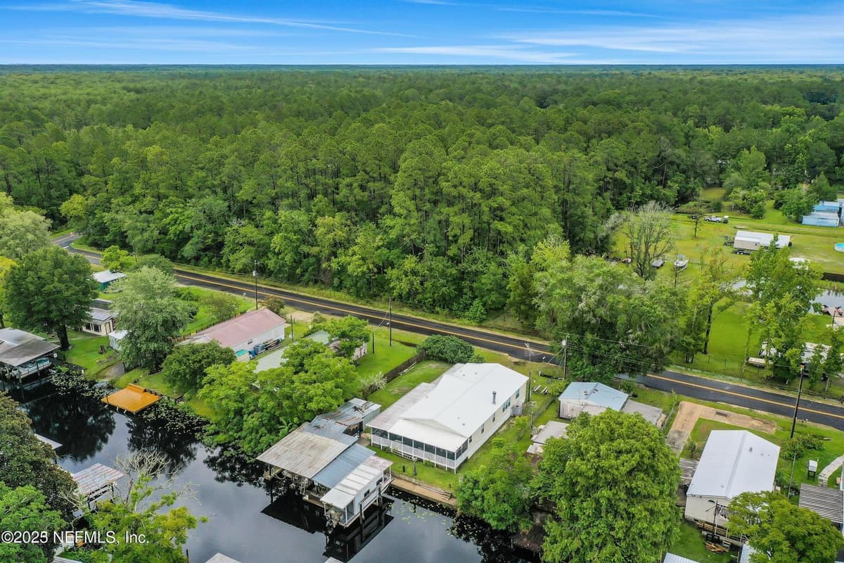 115 WALT Lane, Satsuma, FL 32189 2