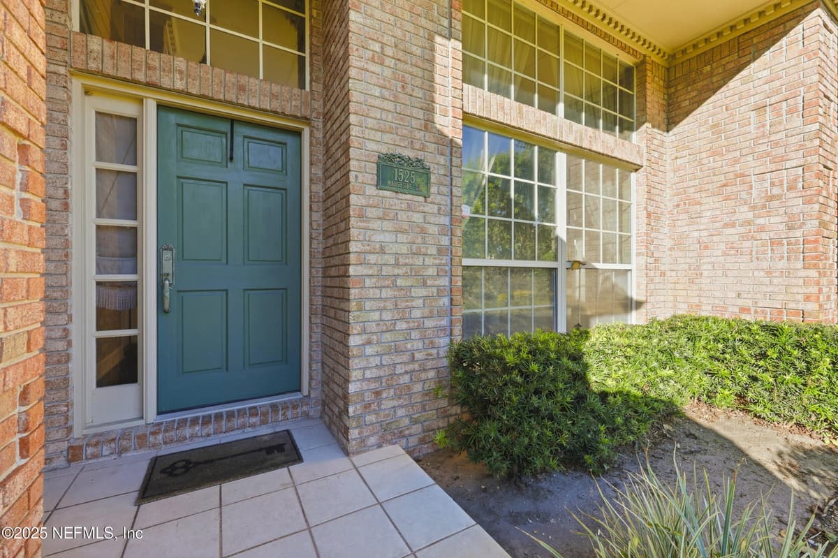 1525 MARSHSIDE Drive, Jacksonville Beach, FL 32250 3