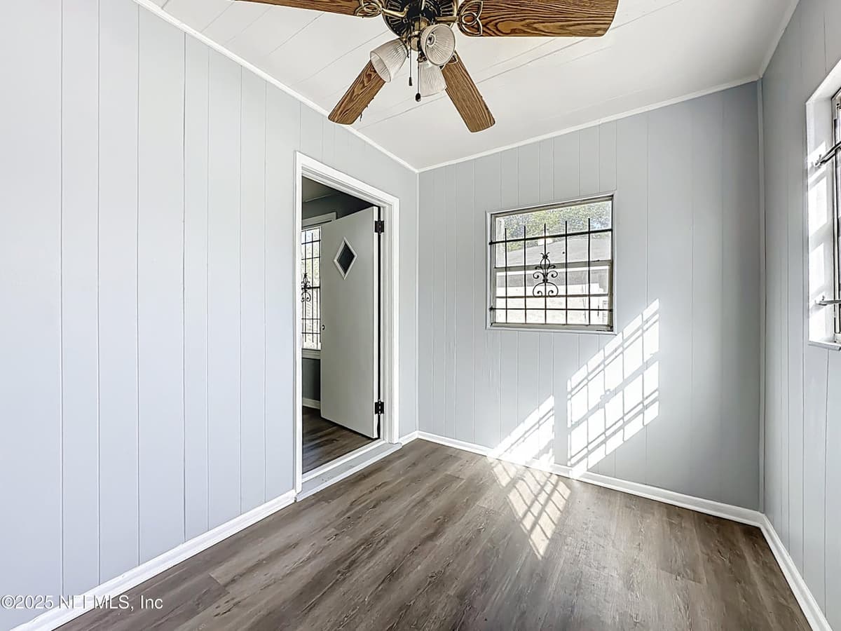 3410 DIVISION Street, Jacksonville, FL 32209 2