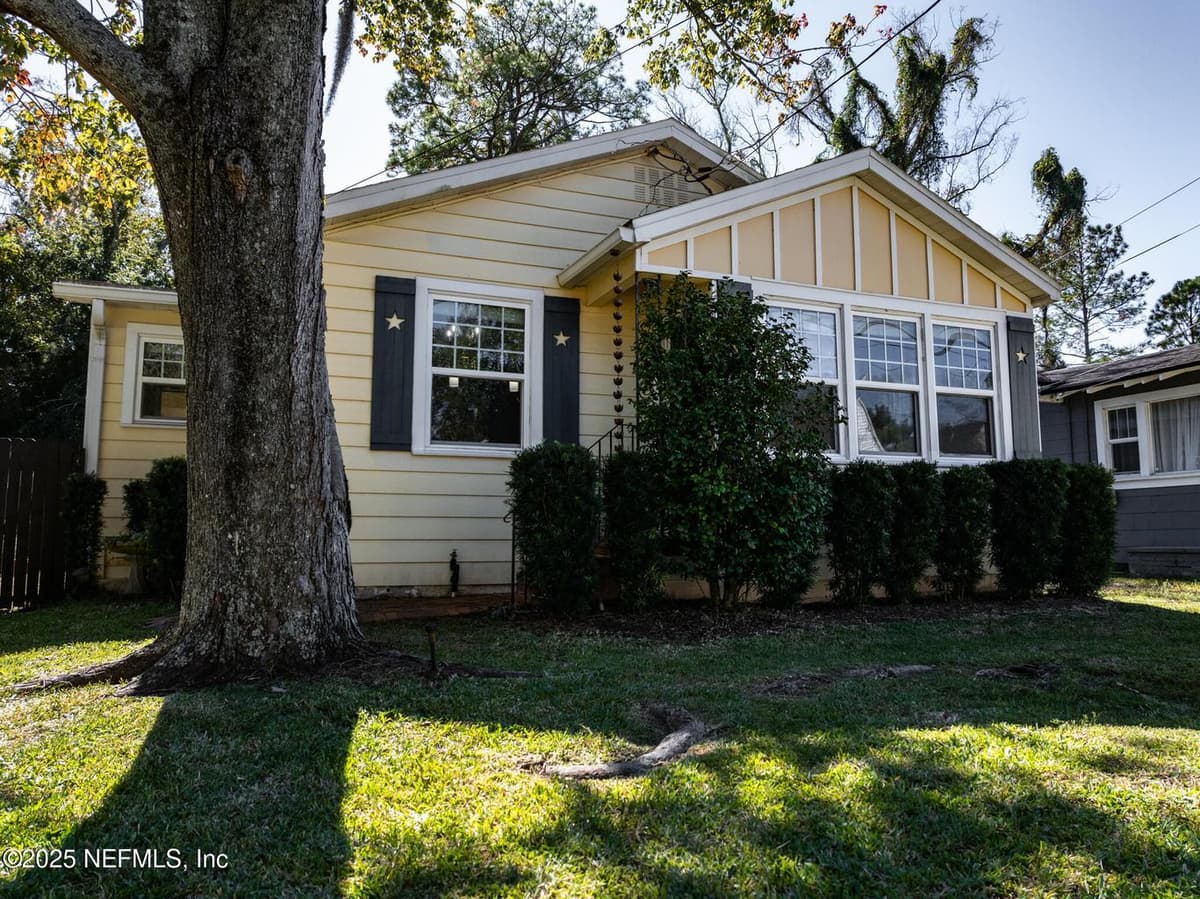 4612 POLARIS Street, Jacksonville, FL 32205 2