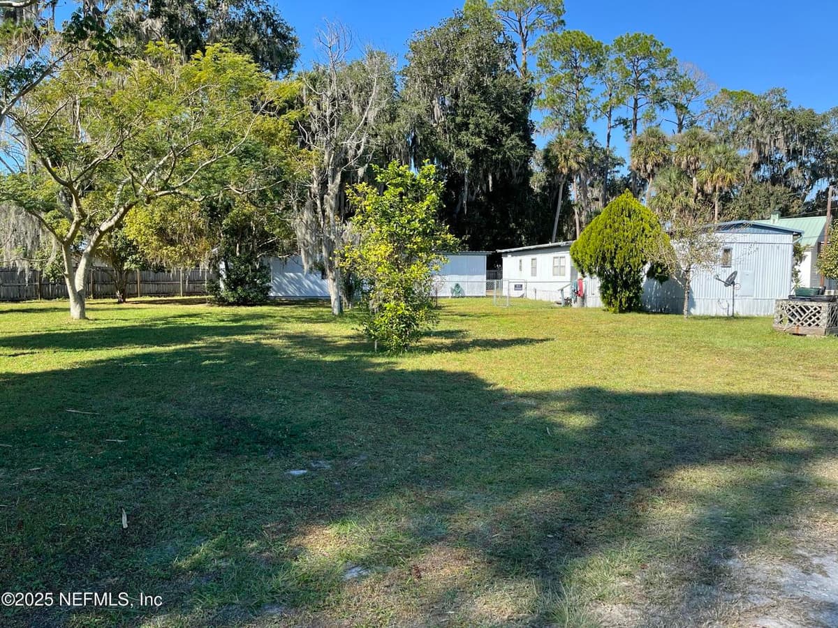 101 HUMMINGBIRD Trail, Crescent City, FL 32112 2