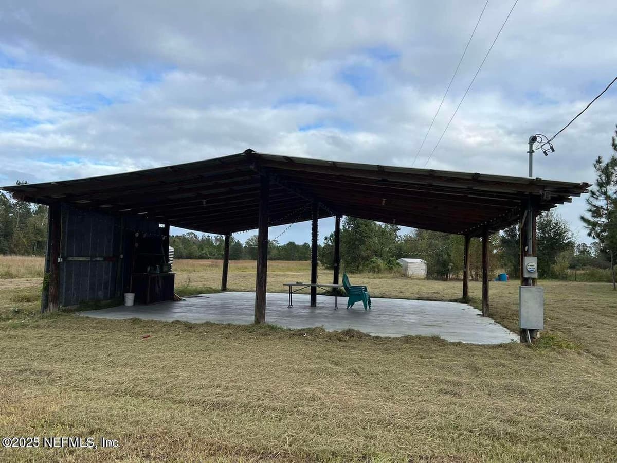8484 NW 229 A Street, Starke, FL 32091 2