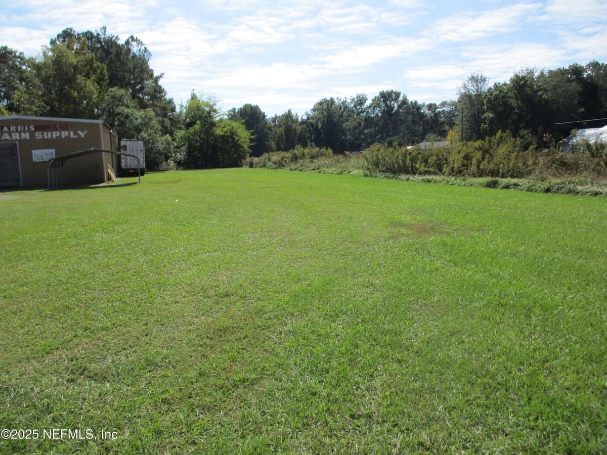37461 W FIRST Street, Hilliard, FL 32046 3