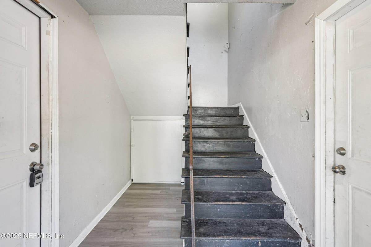 1584 W 31ST Street, Jacksonville, FL 32209 2