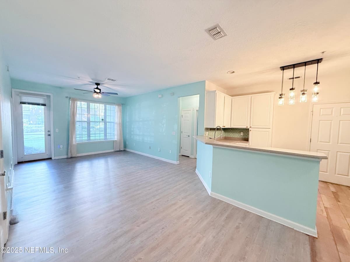 11251 CAMPFIELD Drive 1102, Jacksonville, FL 32256 3