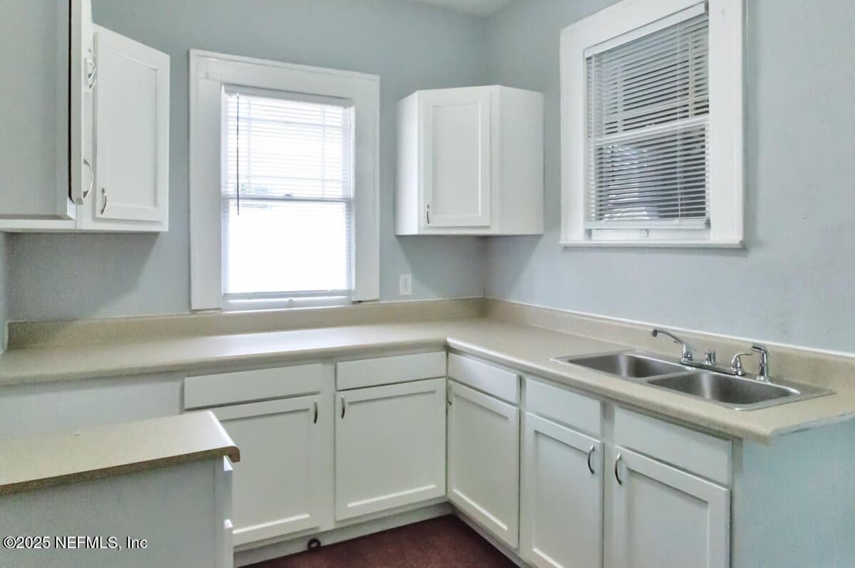 29 W 21ST Street, Jacksonville, FL 32206 3