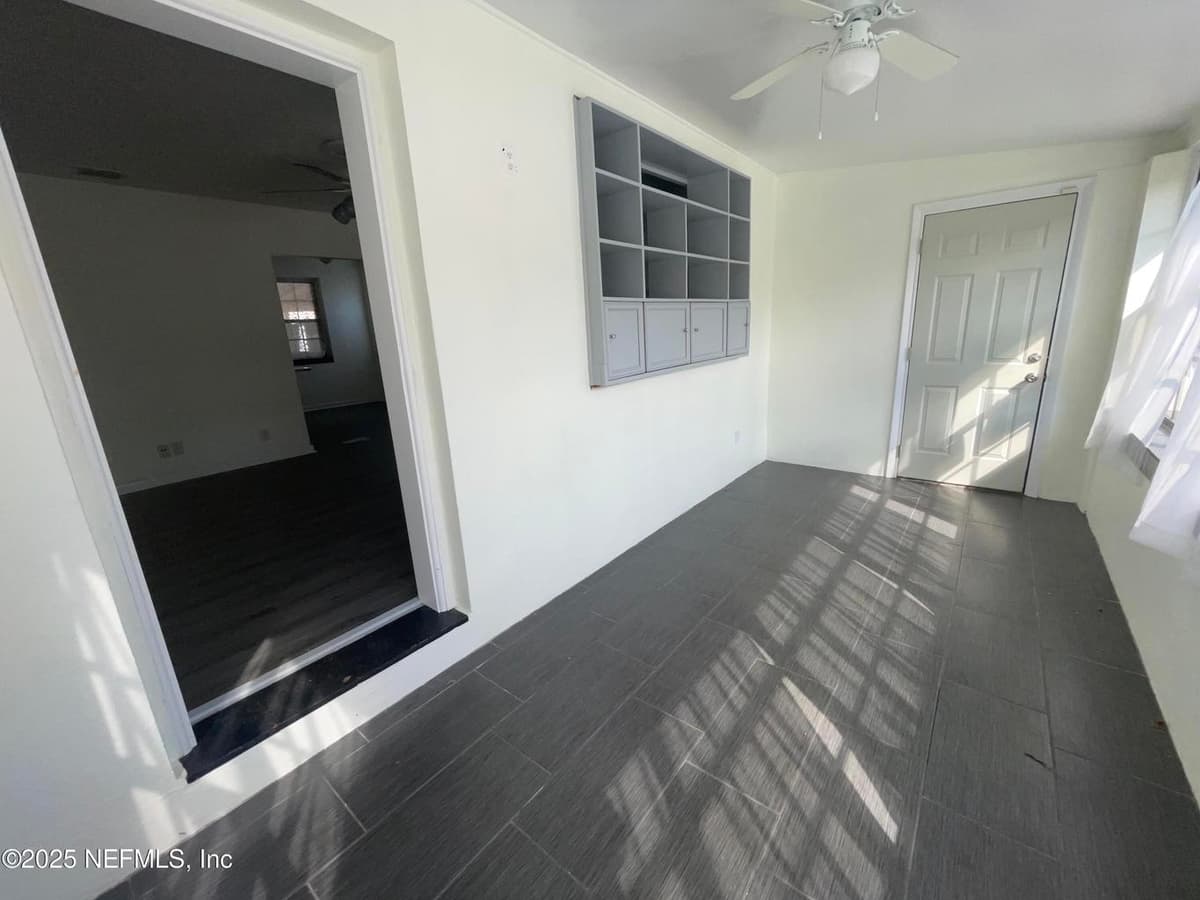 4651 BLOUNT Avenue, Jacksonville, FL 32210 2