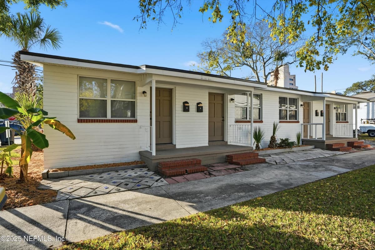 911 PHILLIPS Street, Jacksonville, FL 32207 2