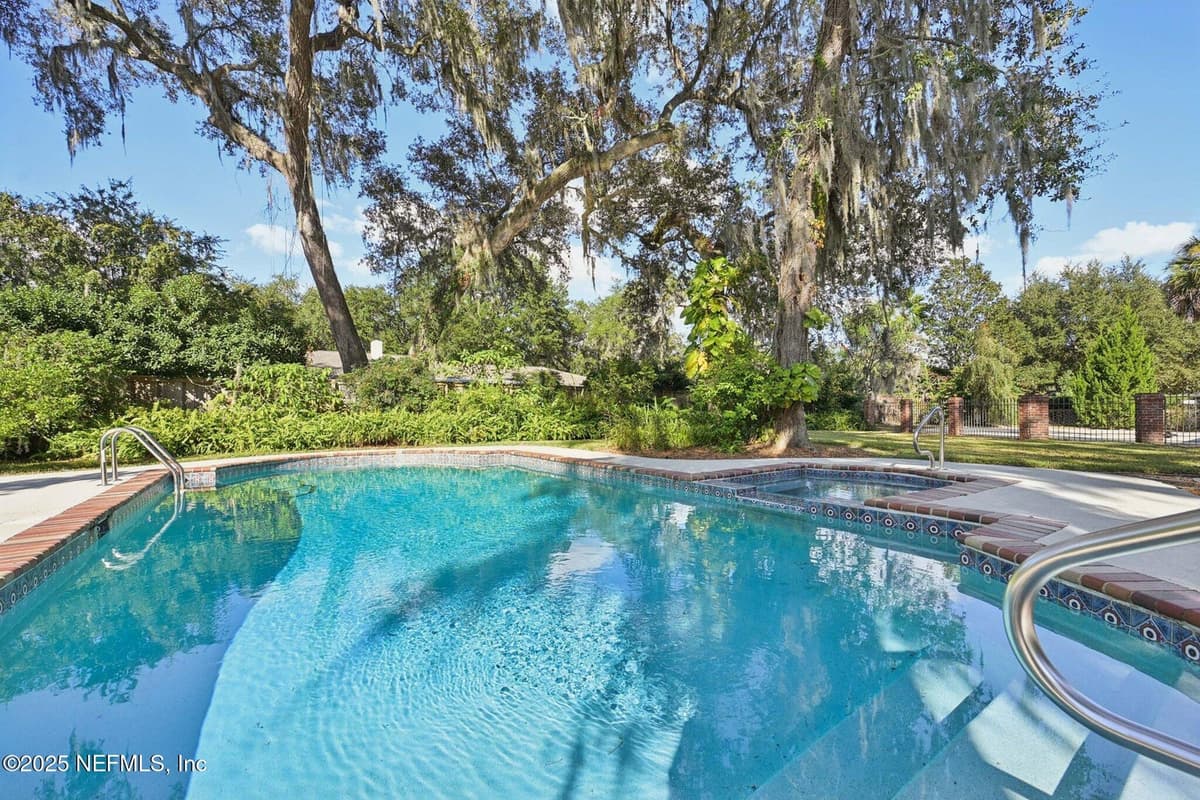 3707 CATHEDRAL OAKS Place S, Jacksonville, FL 32217 2