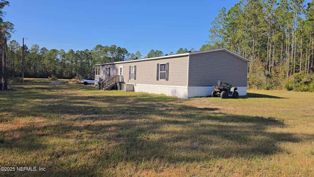 2535 ZUNNIA Street, Middleburg, FL 32068 3