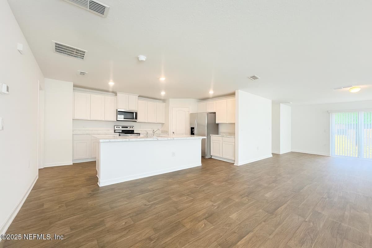 12613 CUCUMBER TREE Street, Jacksonville, FL 32218 3