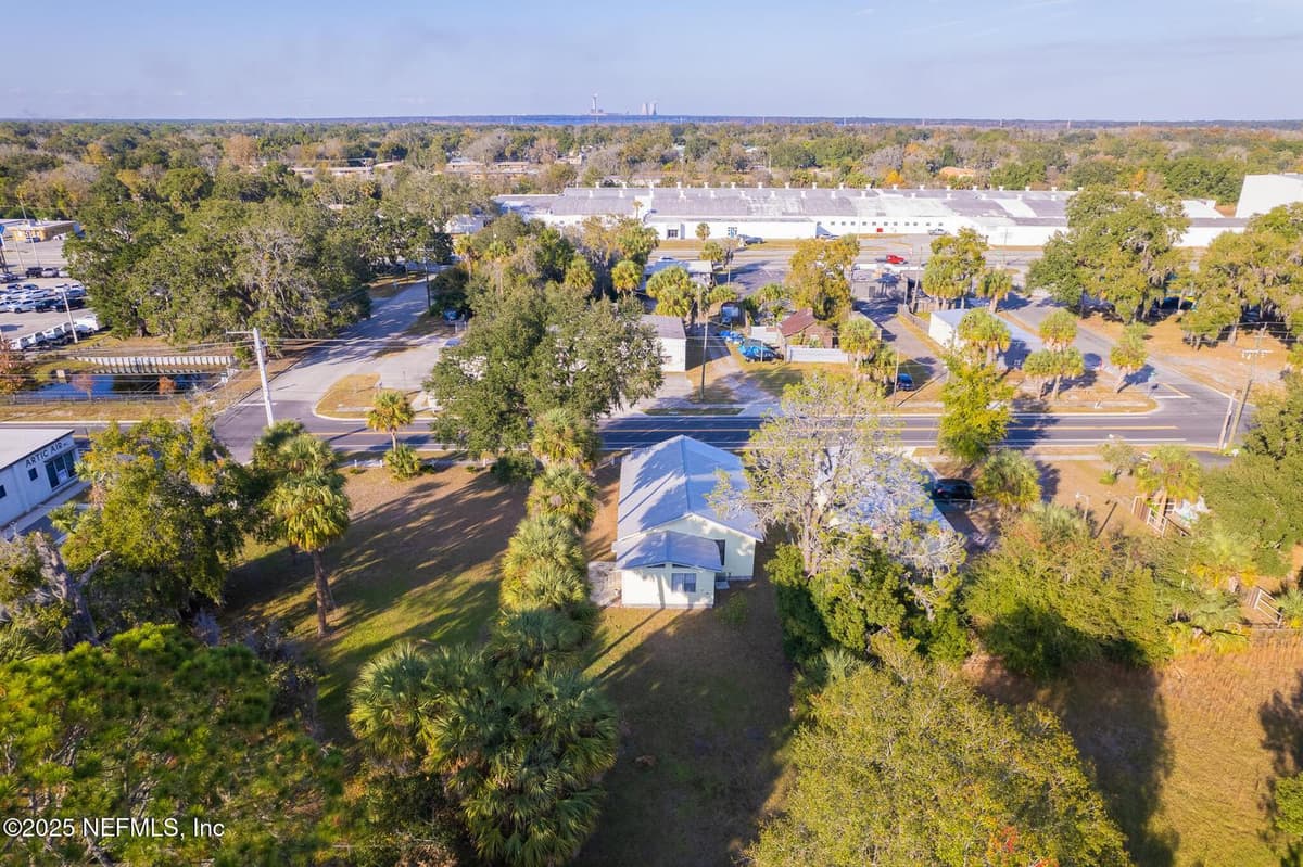 1407 ST JOHNS Avenue, Palatka, FL 32177 2