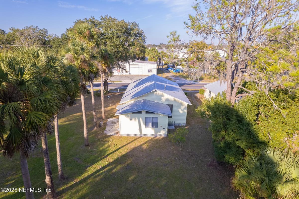 1407 ST JOHNS Avenue, Palatka, FL 32177 3